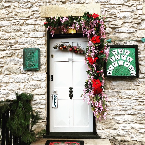 Meet your Posher, Julie - Picture 4 of 5